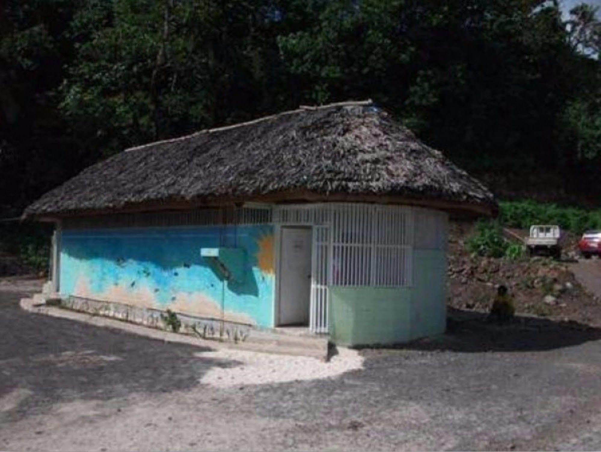 Taufua Beach Fales Lalomanu 외부 사진